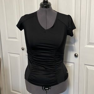 90 Degree fitted ruched sports top size Large never worn.